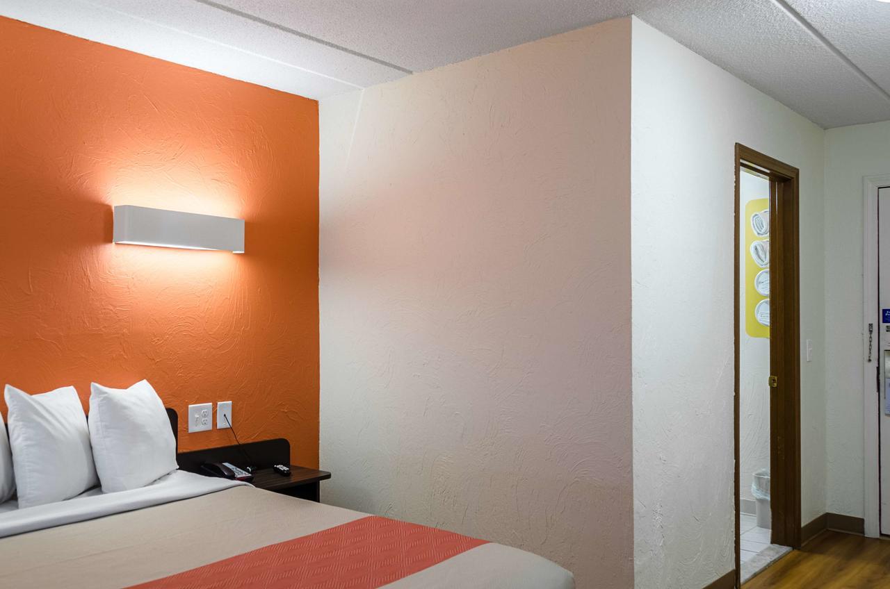 Motel 6-Westborough, Ma Northborough Екстер'єр фото