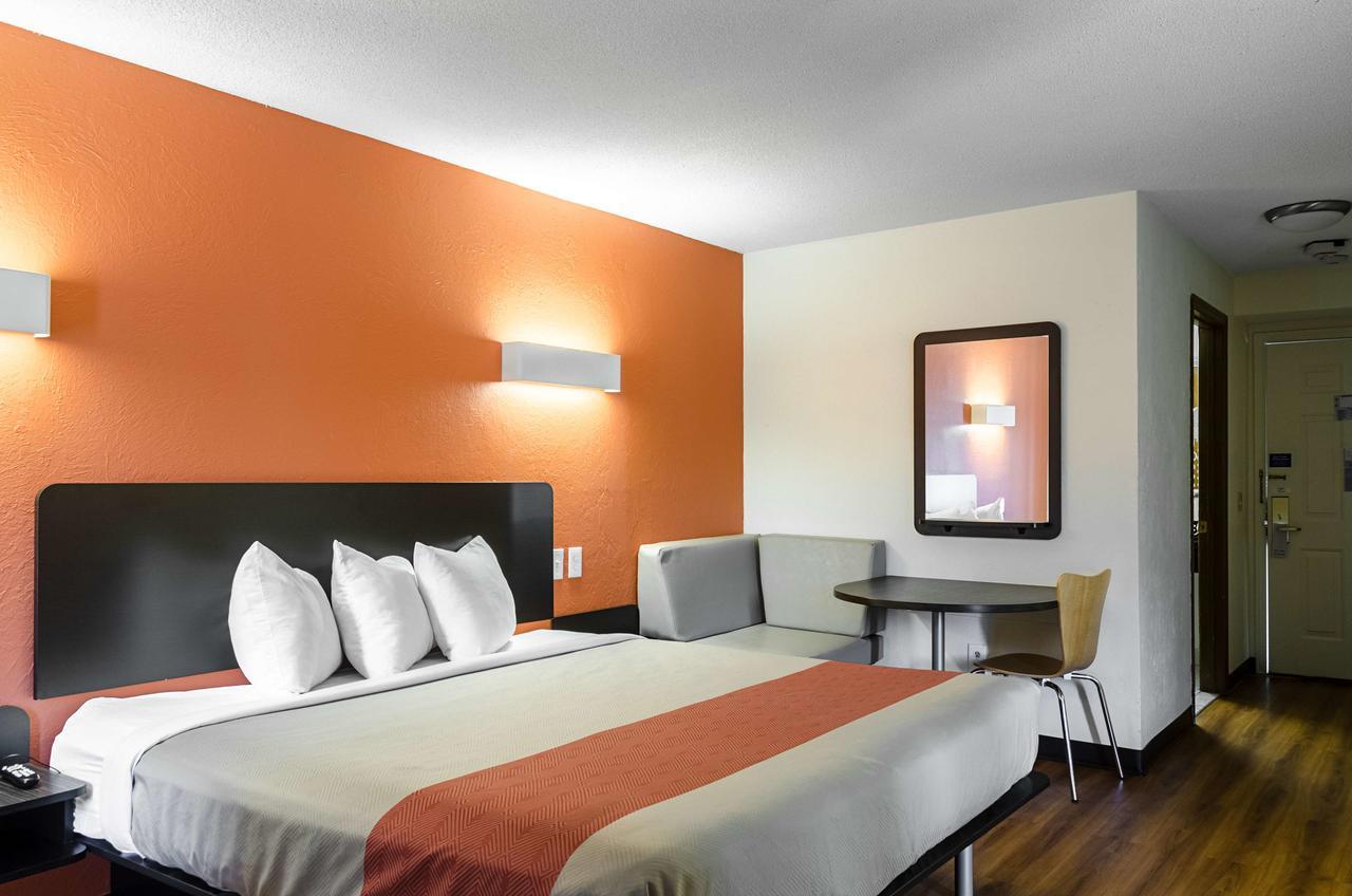 Motel 6-Westborough, Ma Northborough Екстер'єр фото