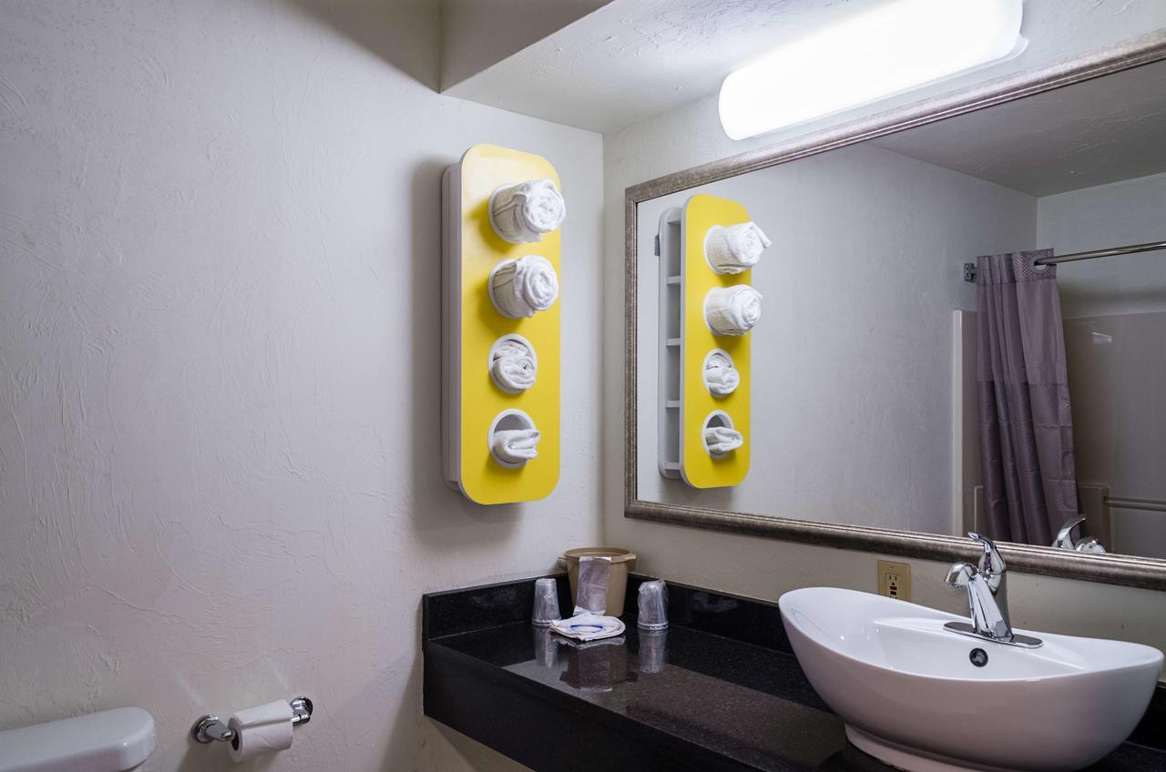 Motel 6-Westborough, Ma Northborough Екстер'єр фото